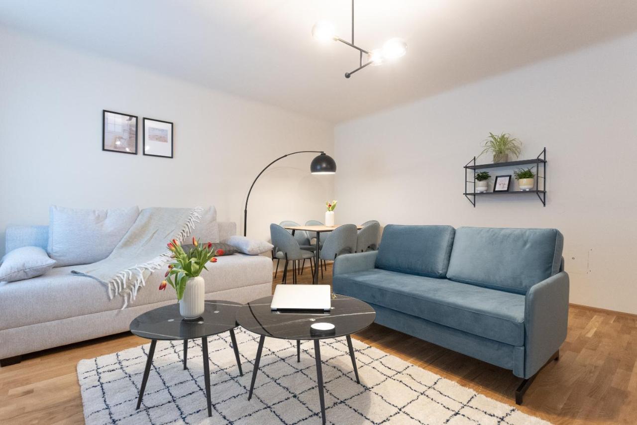 Chic 1-Bed Apt By Canal Walk To Historic Centre Bécs Kültér fotó