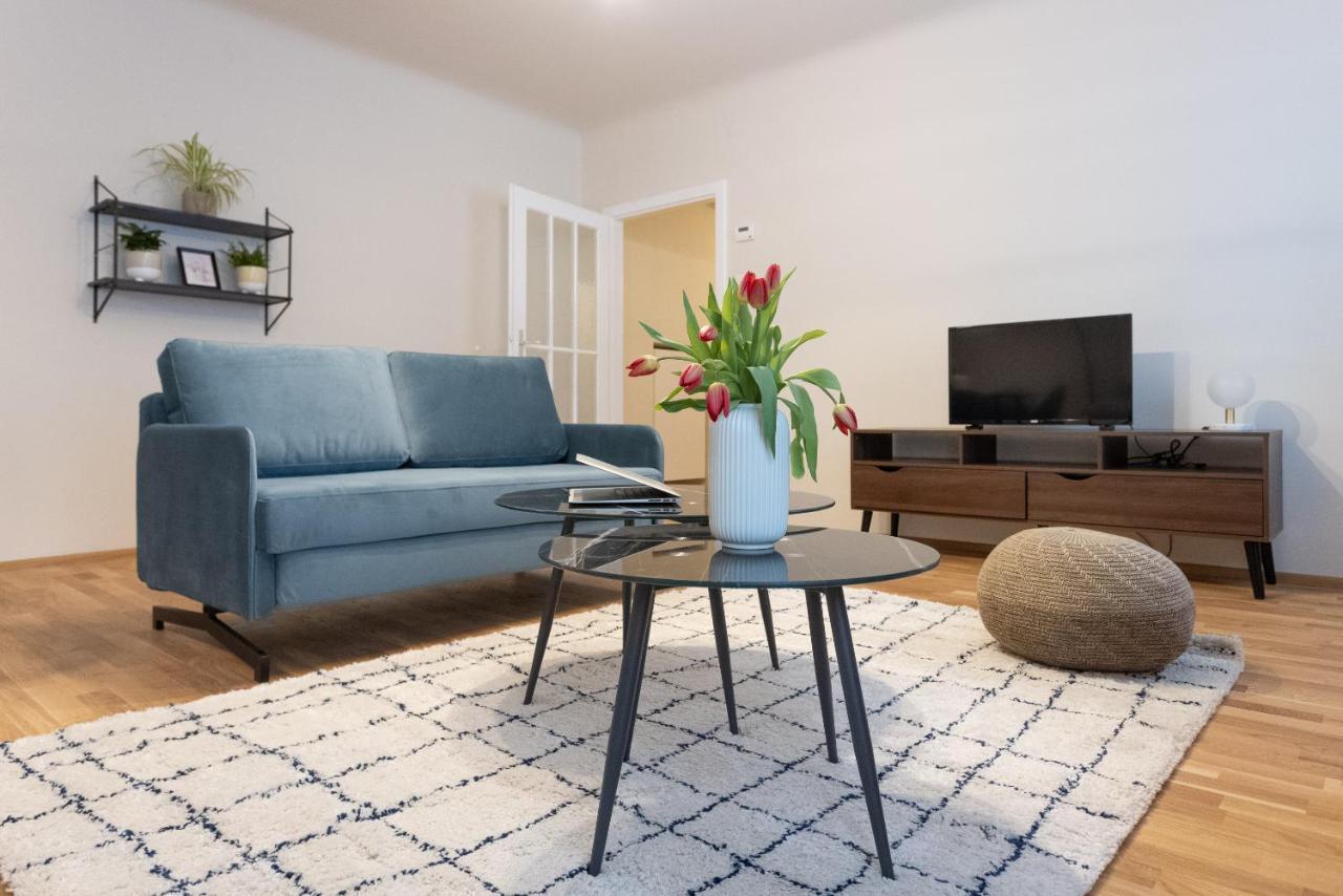 Chic 1-Bed Apt By Canal Walk To Historic Centre Bécs Kültér fotó